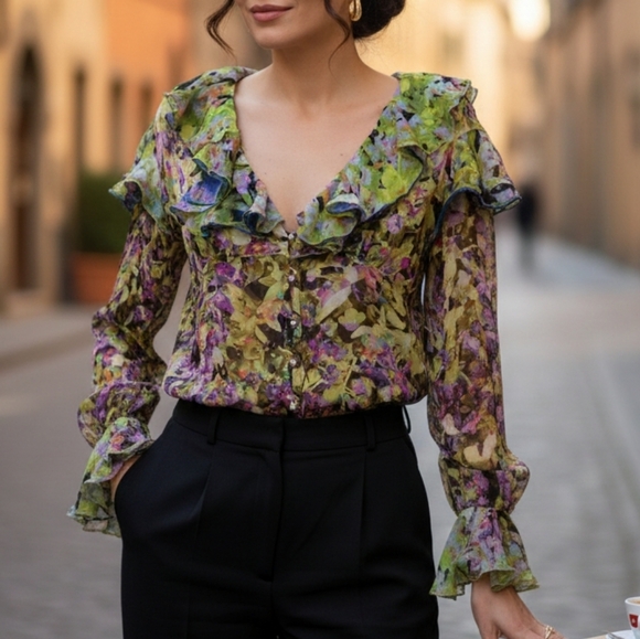 Roberto Cavalli Tops - Roberto Cavalli 100% Silk Floral Button Down Shirt - Multicolor. Size EU 42